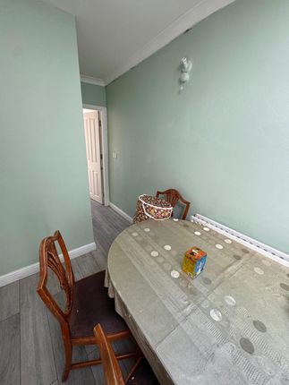 Audley Road, London photo 3