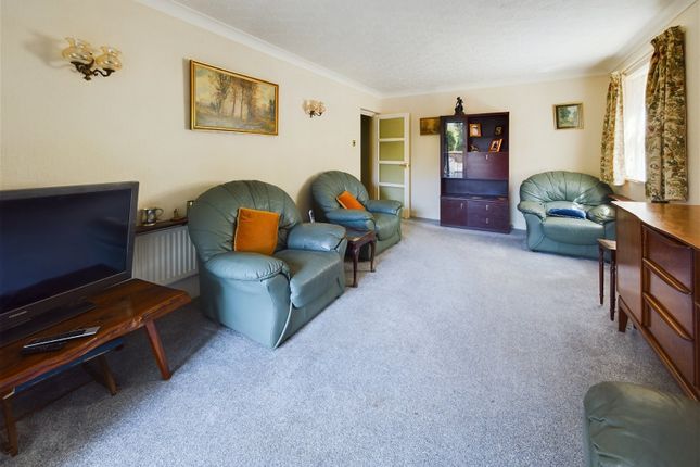 Flat for sale in Chester Lodge, 26, Lansdowne Road, Worthing