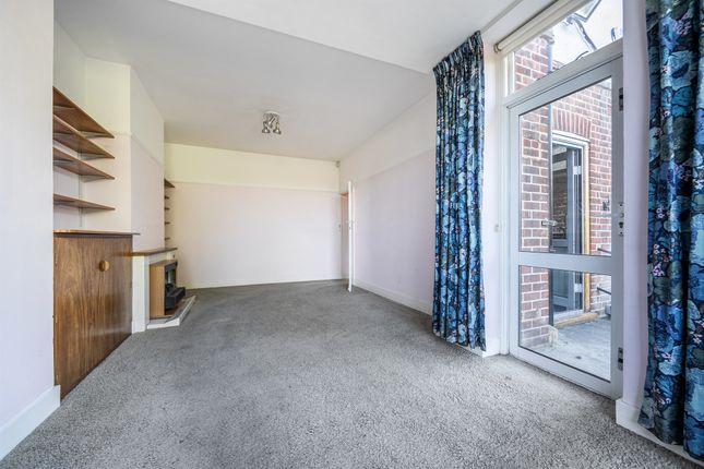 209, Lavender Hill, Enfield photo 5