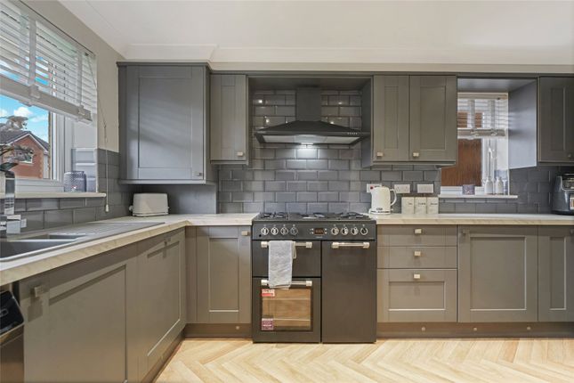 75, Inverlochy Road, North Lanarkshire photo 3