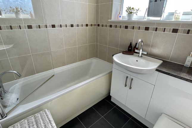 Semi-detached house for sale in Duncan Road, Leicester, Leicestershire.
