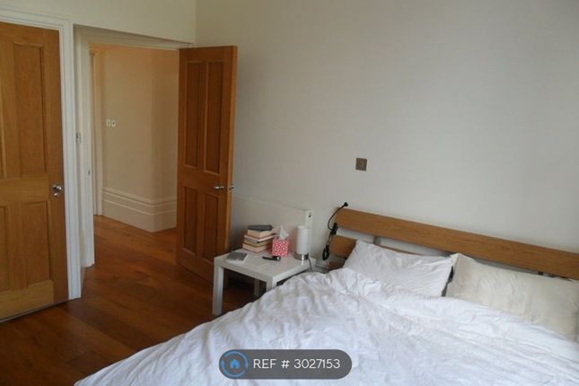 Ground Floor Flat, Park Hill, London photo 3