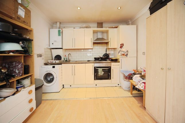 Flat 12, 34, Ashton Road, Luton photo 2