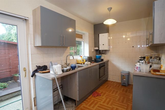 20, Thackeray Road, Bradford photo 4