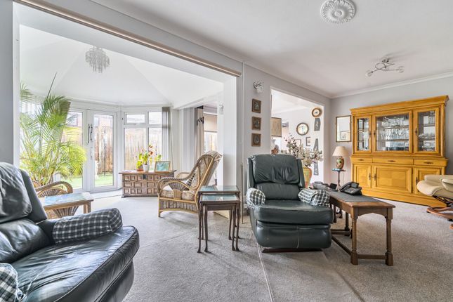 4 Church Road, Chichester photo 3