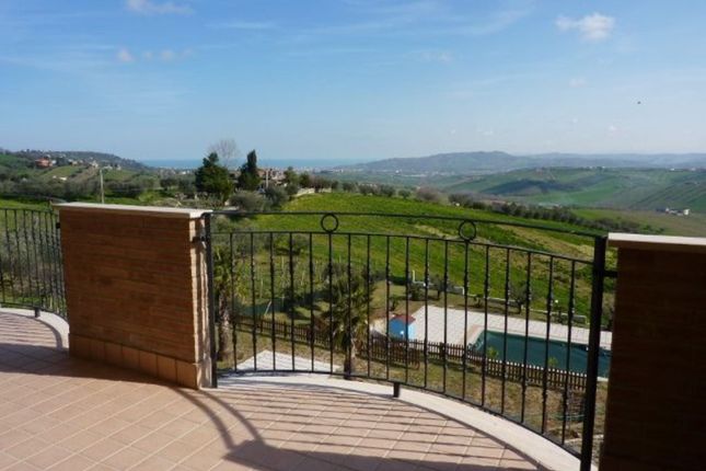 Thumbnail Property for sale in 64010 Colonnella, Province Of Teramo, Italy