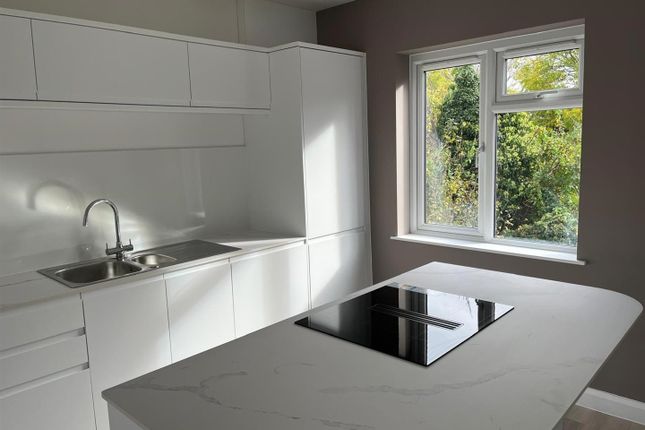 19, Norfolk Road, London photo 4