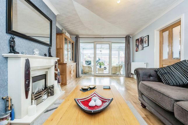 21, Homestead Way, Towcester photo 4