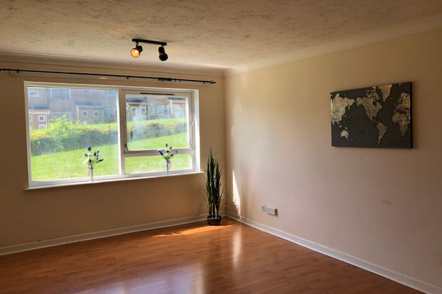 13, Great Holme Court, Northampton photo 5