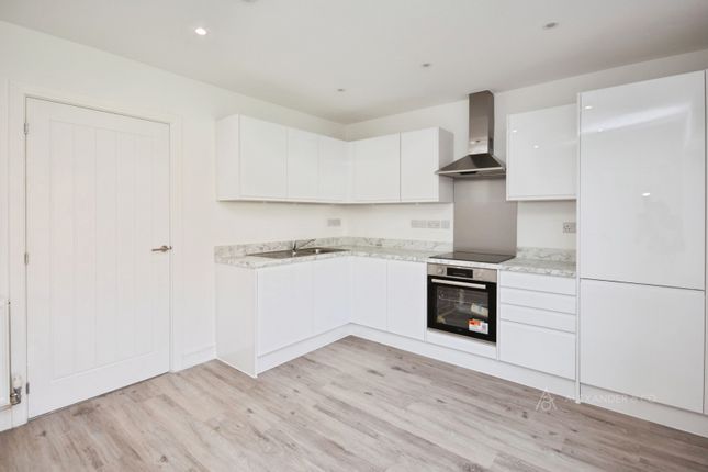 5, Sanders Lane, Buckinghamshire photo 5