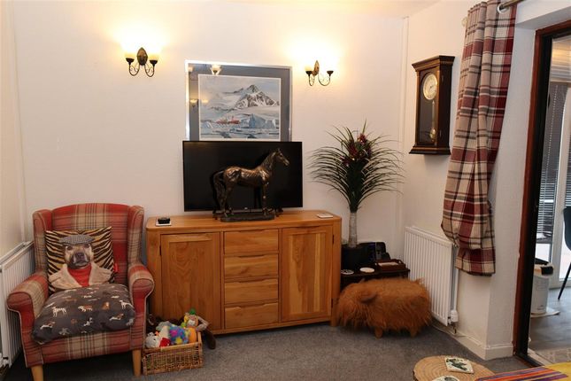 15, Oakfield Drive, Kilgetty photo 3