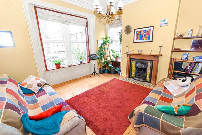 7 Garnett Street, Bury photo 3