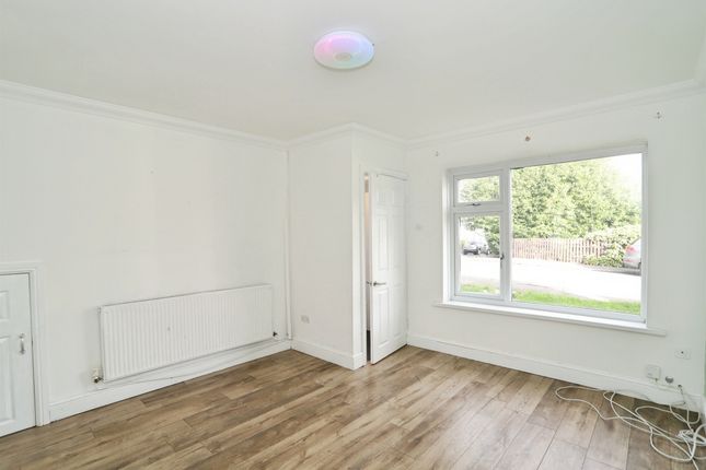 2, Heol Seward, Pontypridd photo 3