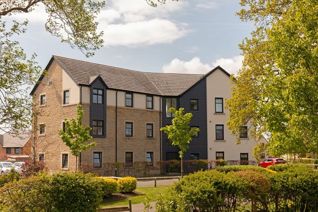 Thumbnail Flat for sale in Higher Standen Drive, Clitheroe, Lancashire