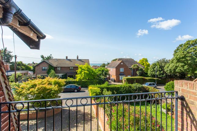 3, Durlock Avenue, Ramsgate photo 3