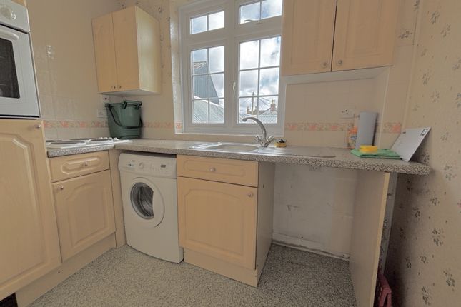 Flat 3, Orchard House, Newlyn, Penzance photo 3