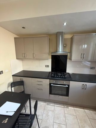 18, Spreadbury Street, Manchester photo 3