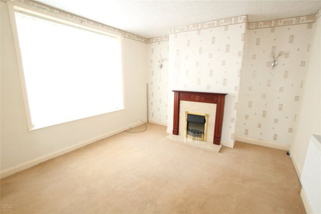 16, Minerva Street, Huddersfield photo 2