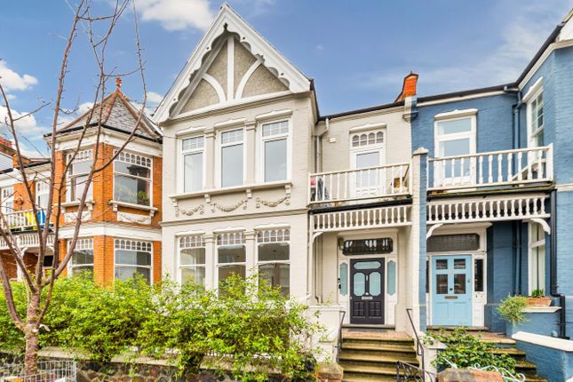 Studio studio on Basement Flat, 24, Rosebery Gardens, London, £349,950