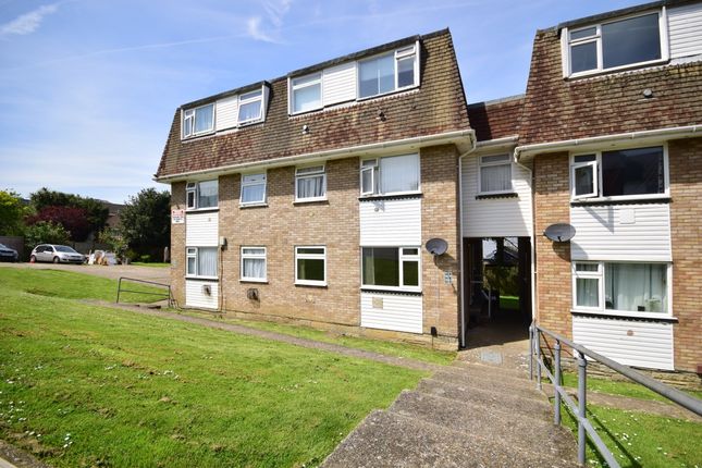 Flat to rent in Fellows Road, Cowes