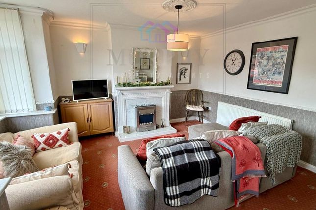 6 Churchbalk Lane, Pontefract photo 4