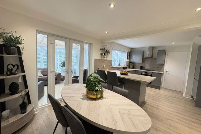 20, Aisthorpe Grove, Maghull photo 4