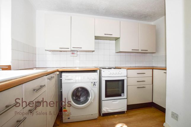 Flat 8, Pegasus House, Crossbrook Street, Cheshunt photo 5