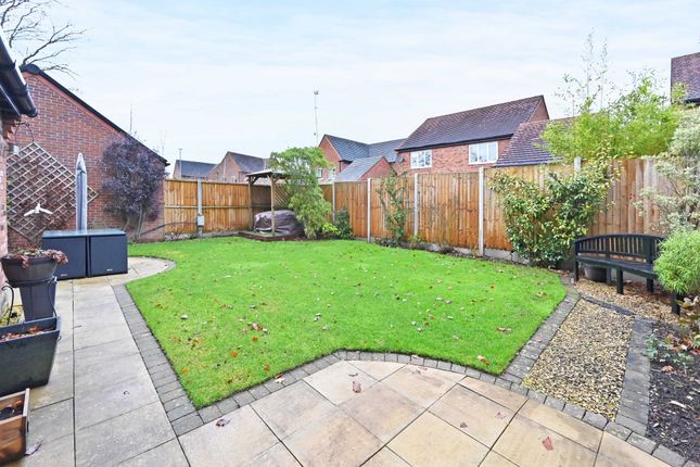 3 Rutland Close, Stone photo 4