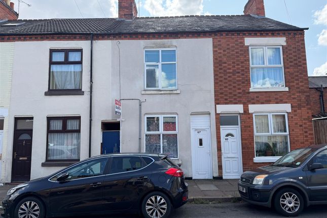 1-bed flat on 67A, Eastleigh Road, Leicester, £50,000