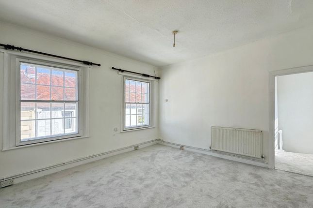 19 & 19a , Maristow Street, Westbury photo 3