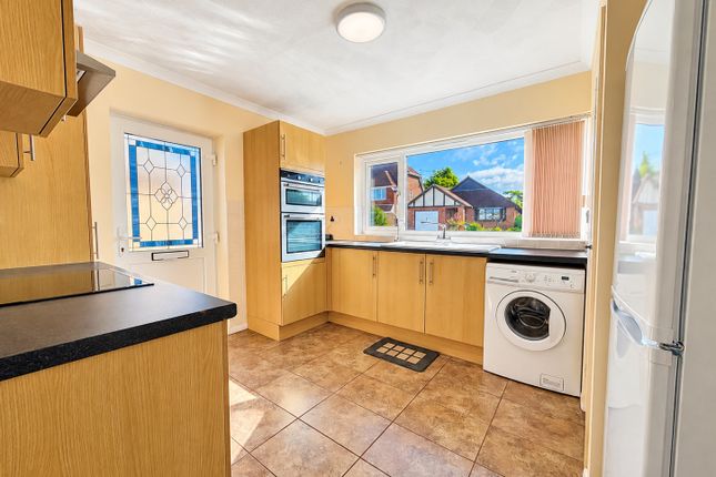Meadow Close, Herne Bay photo 2