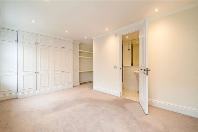 Flat 2, 28A, Seymour Place, London photo 4