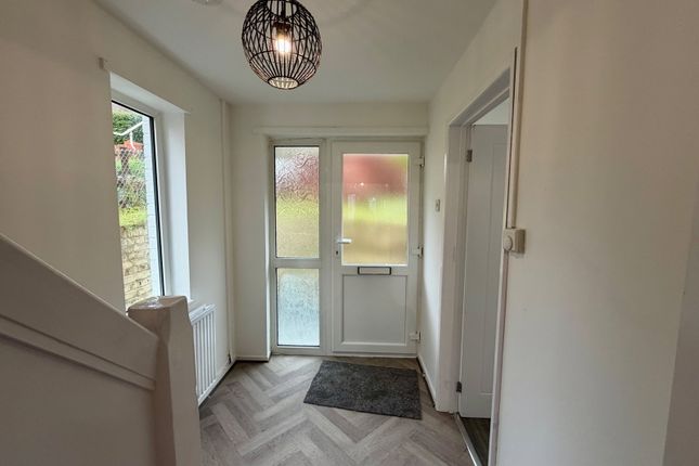 Salway Avenue, Blackwood photo 3