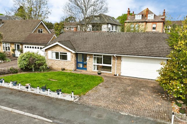 1b, Suffolk Road, Worcester Park photo 3