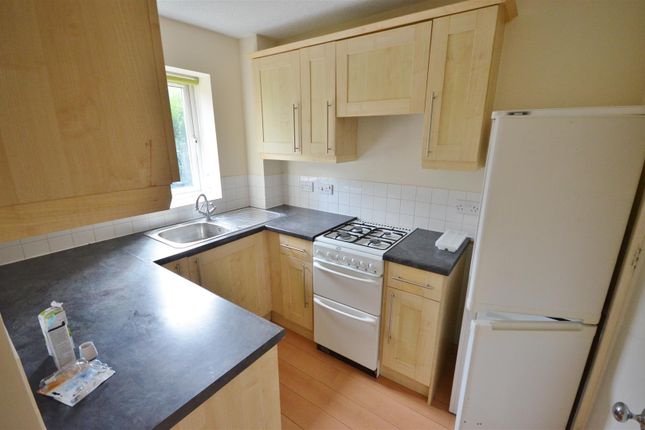 23, Copperfields, Luton photo 2