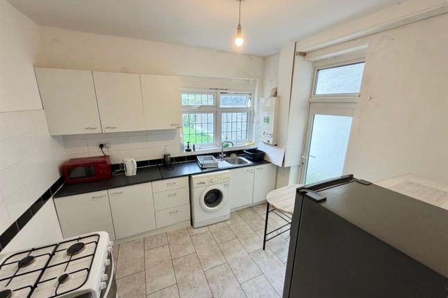 Salisbury Avenue, Westcliff-On-Sea photo 3