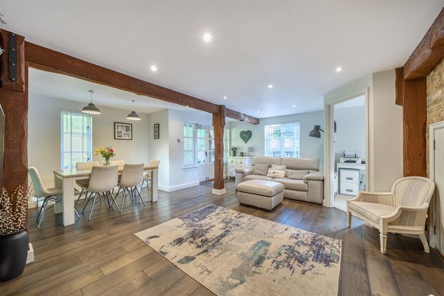 Orchard Cottage, Hazel Way, Chipstead photo 2