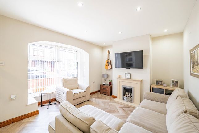 24, Hurst Street, Bolton photo 2