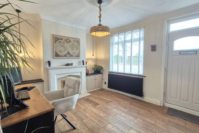 102 Newbold Road, Nuneaton photo 2