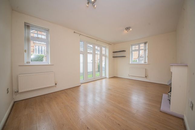 7, Benny Hill Close, EASTLEIGH photo 2