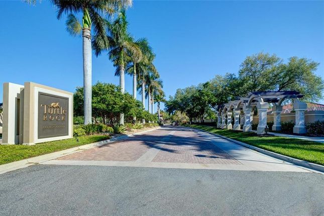 Property for sale in 5233 Far Oak Cir, Sarasota, Florida, 34238, United States Of America