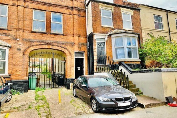 Thumbnail Flat to rent in Wednesbury Road, Walsall