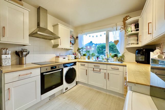 16, Lonsdale Road, Exeter photo 3