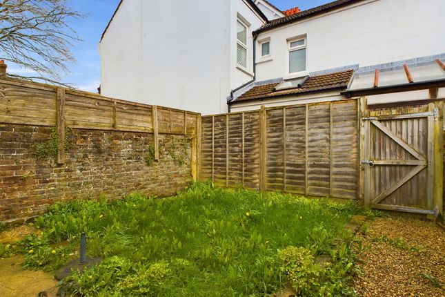 Terraced house to rent in Eastcourt Road, Worthing