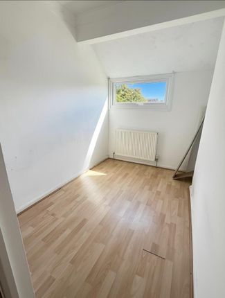 Salisbury Close, St. Ives photo 5