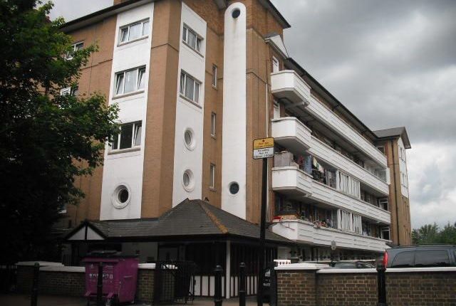 2-bed flat on Globe Road, London, £350,000