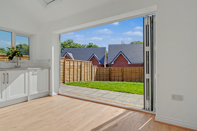 107, Lanchester Road, Birmingham photo 4