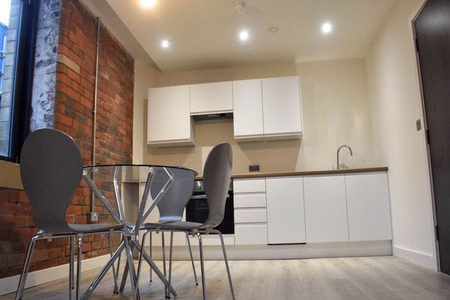 11, 11 Conditioning House, West Yorkshire photo 4