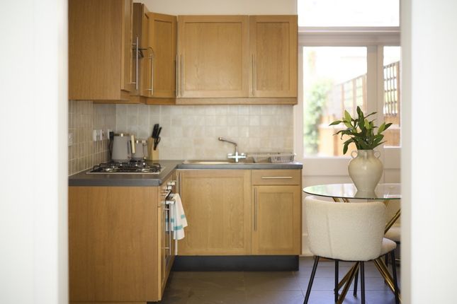 69, Barcombe Avenue, London photo 5
