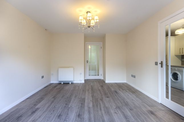 Town house for sale in Cleddens Court, Bishopbriggs, Glasgow